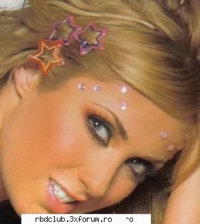 Biografie - Anahi s-a nascut pe 14 mai 1983 in Mexic. Si-a - Anahi